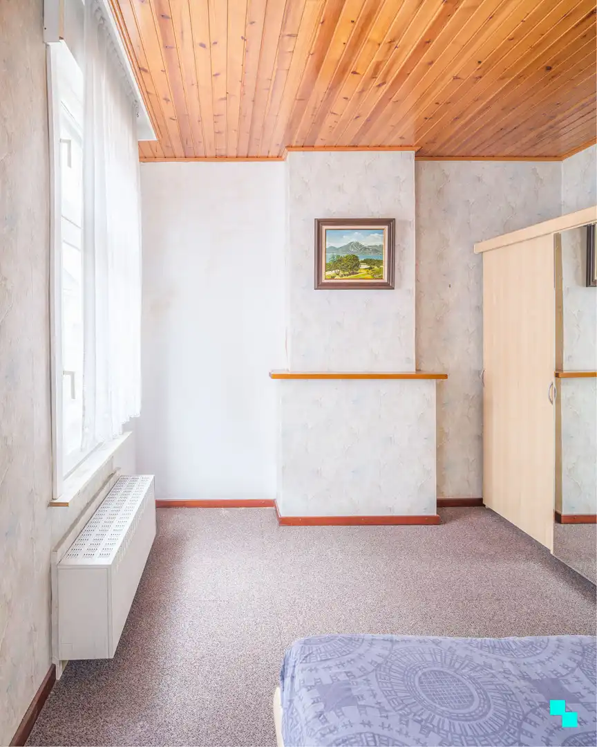 Te renoveren woning met gezellige tuin foto 15