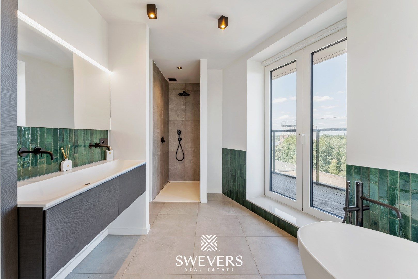 Adembenemend luxueus appartement (216m²) op Zuidzicht met riant terras rondom (223 m²) foto 24