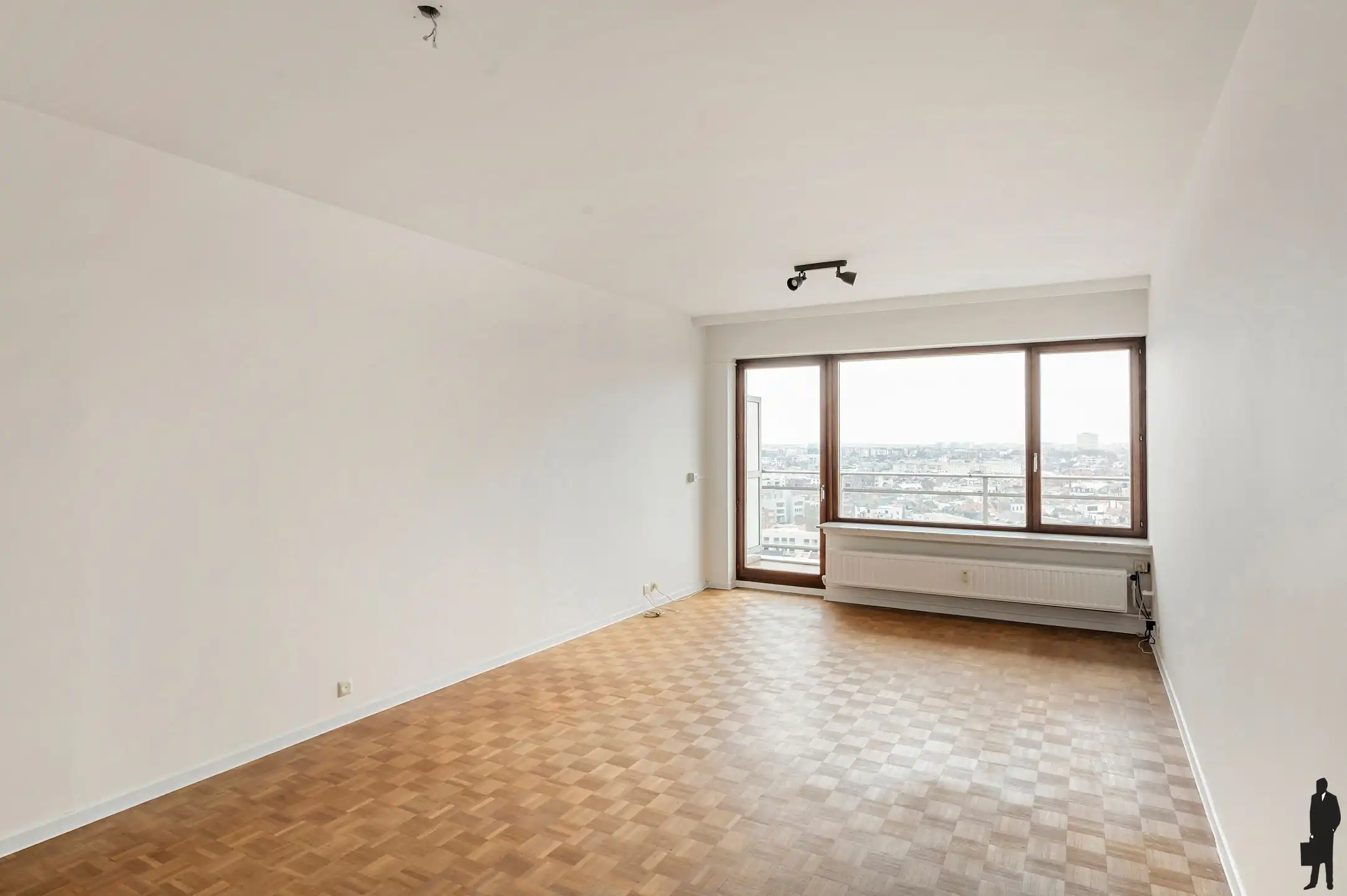 Instapklaar appartement met panoramisch uitzicht. foto 3