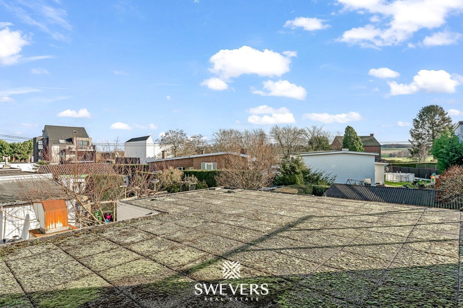 Duplex-appartement met handelsruimte, terras en tuin op toplocatie Riemst foto 29