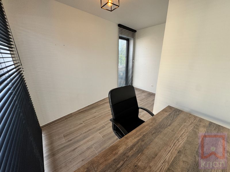 Recent luxeappartement (2021), 2 slpks, zonneterras, lift en carport – centrum Geel foto 13