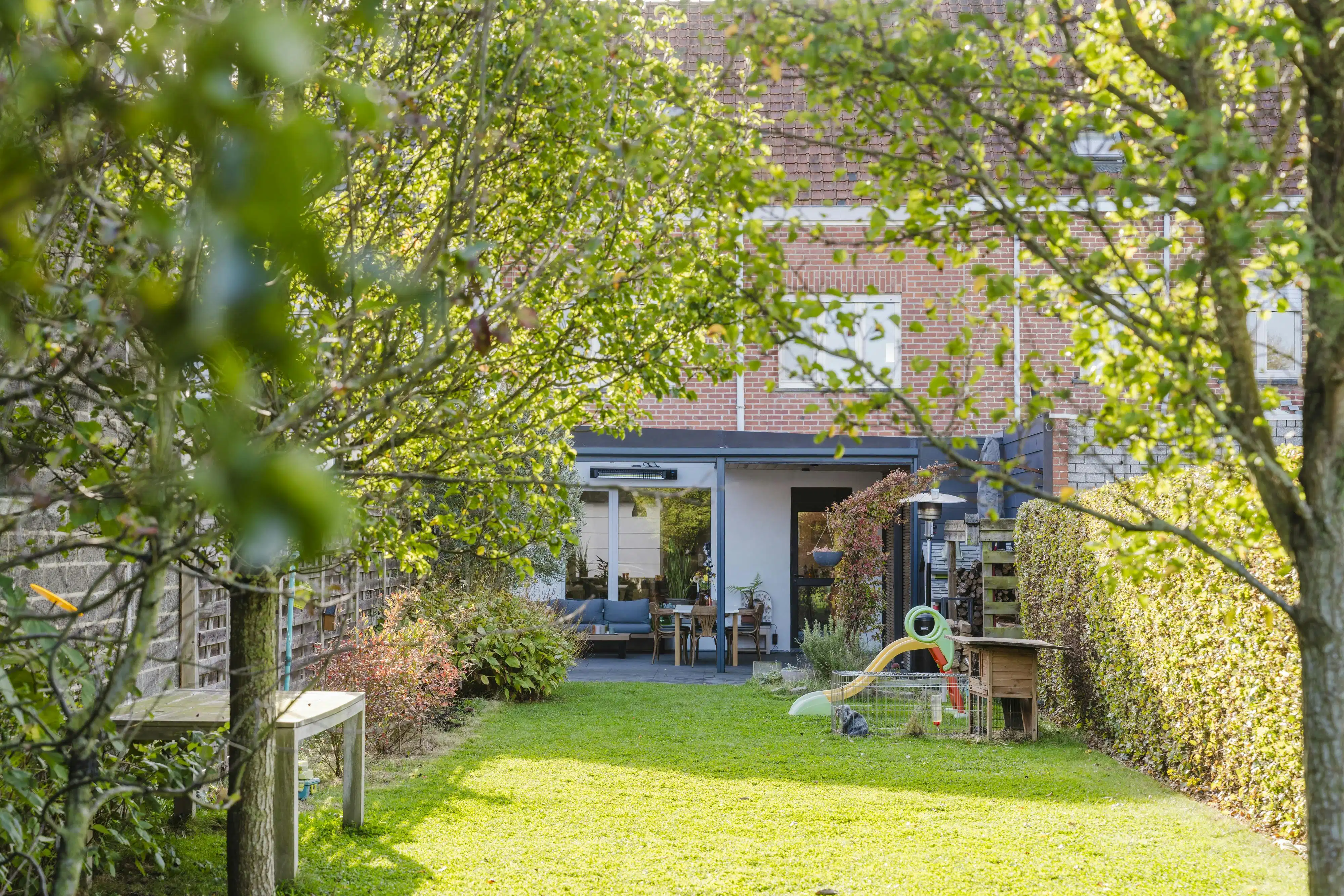 Instapklaar huis met 3 slaapkamers en tuin te koop in Wevelgem! foto 10