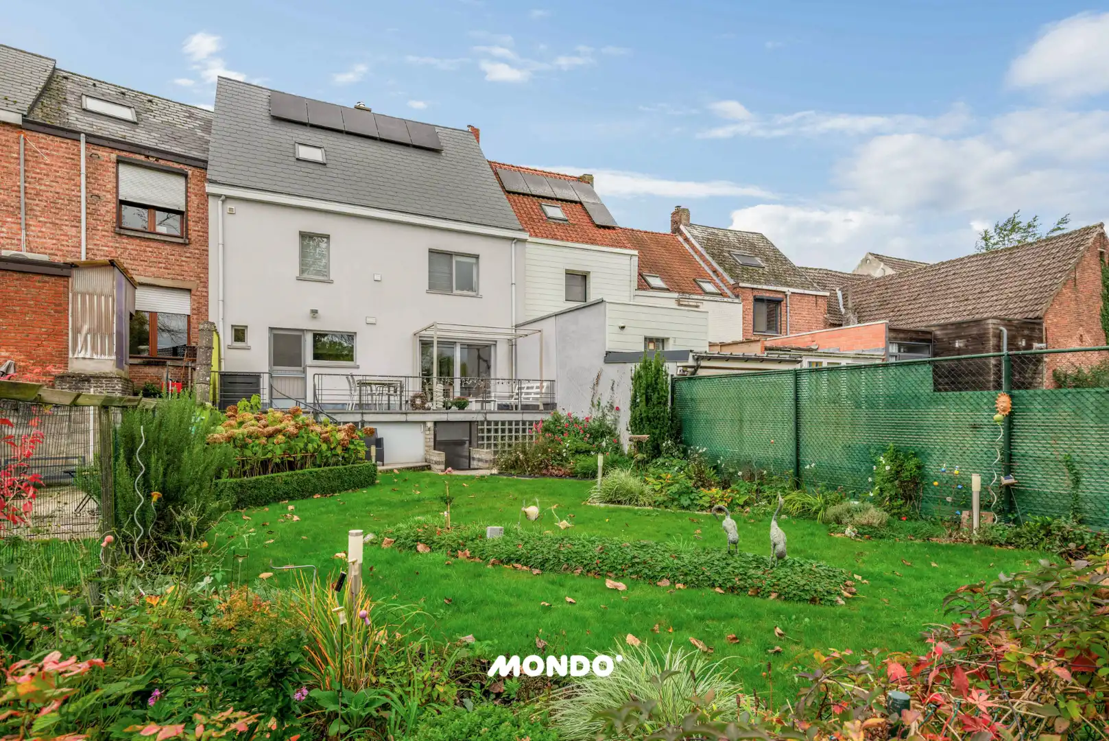 Ruime woning met 3 slaapkamers, garage en open uitzicht tuin nabij de dijk in Heffen foto 10