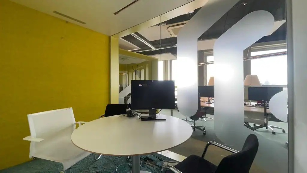 Stijlvol kantoor te huur in WAW building Antwerpen foto 16