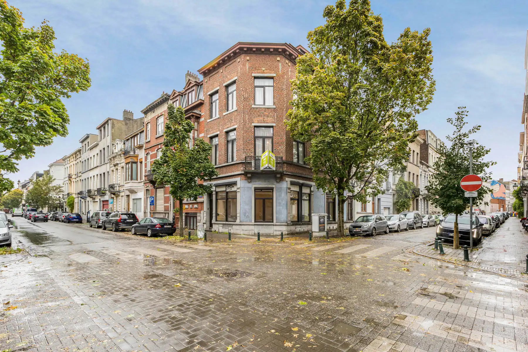Opbrengsteigendom met collectieve ruimte en 2 wooneenheden foto 2