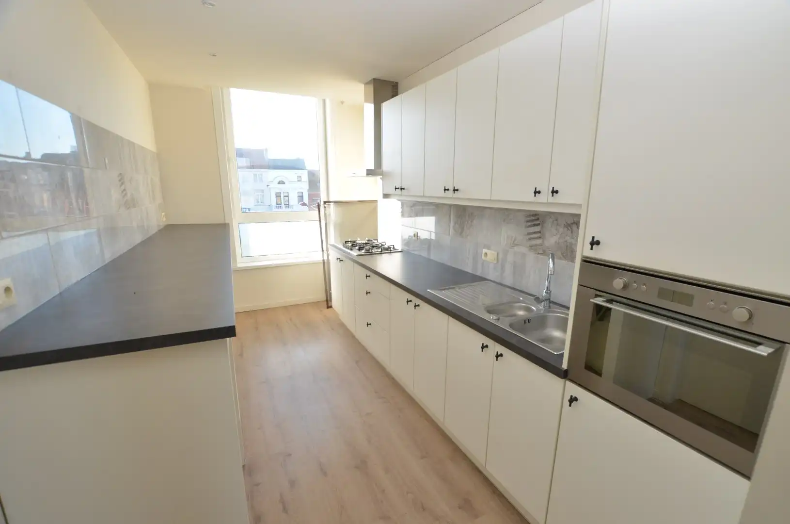 Gerenoveerd ruim woonhuis foto 2