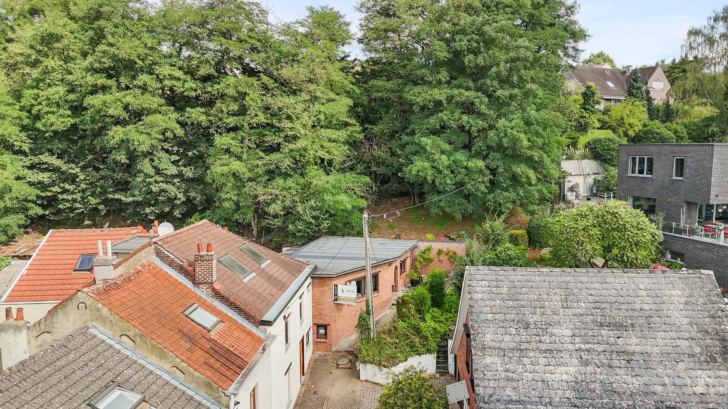 Ruime woning met renovatie foto 14