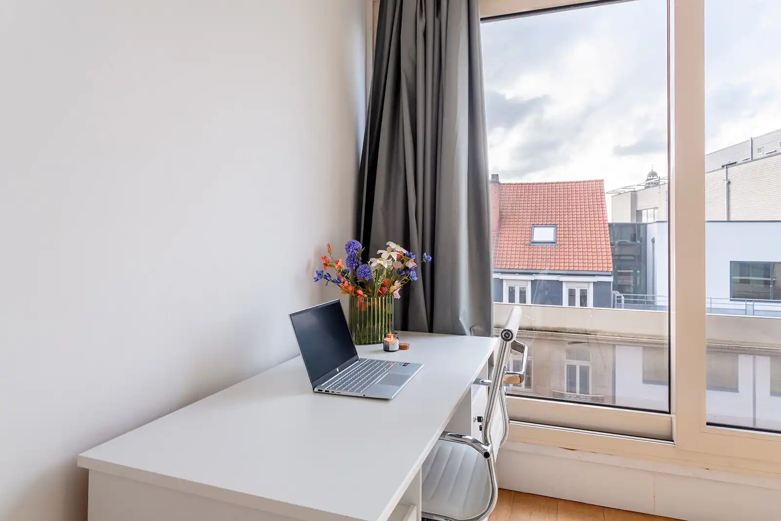  foto {{pictureIndex}}