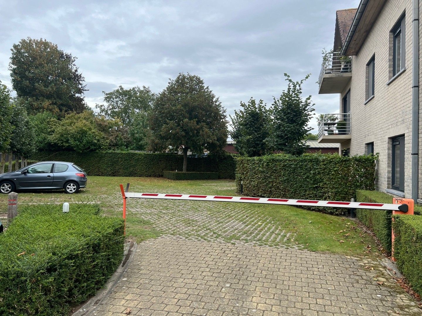 Appartement met 2 slpks en autostaanplaats foto 12