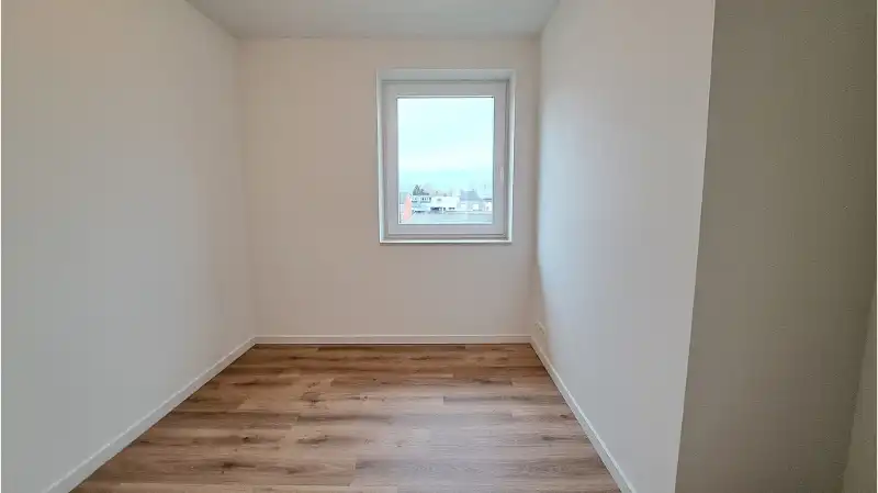 Recent 2-slaapkamerappartement met TERRAS en CARPORT te huur in Brugge foto 6