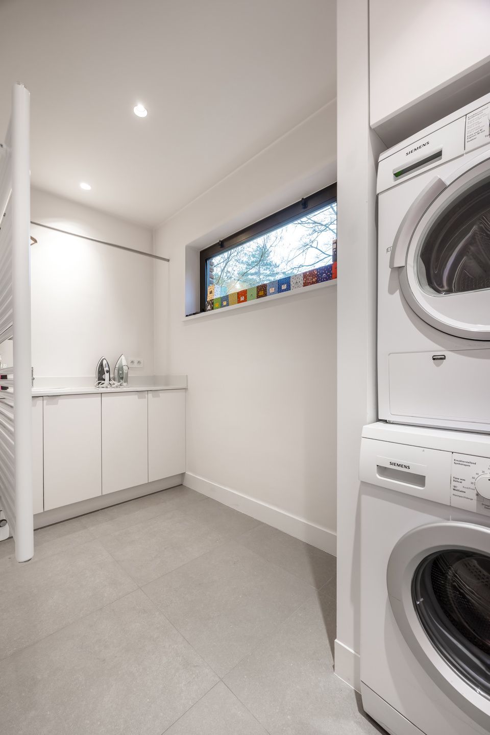 Karakterwoning met brutalistische gevel  in Hof ter Linden foto 13