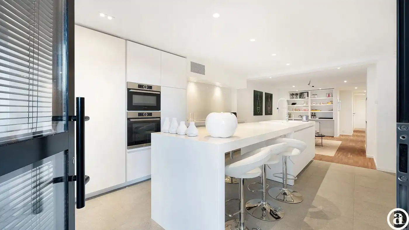 Stijlvol appartement met 3 slaapkamers en terras nabij Zoute foto 3