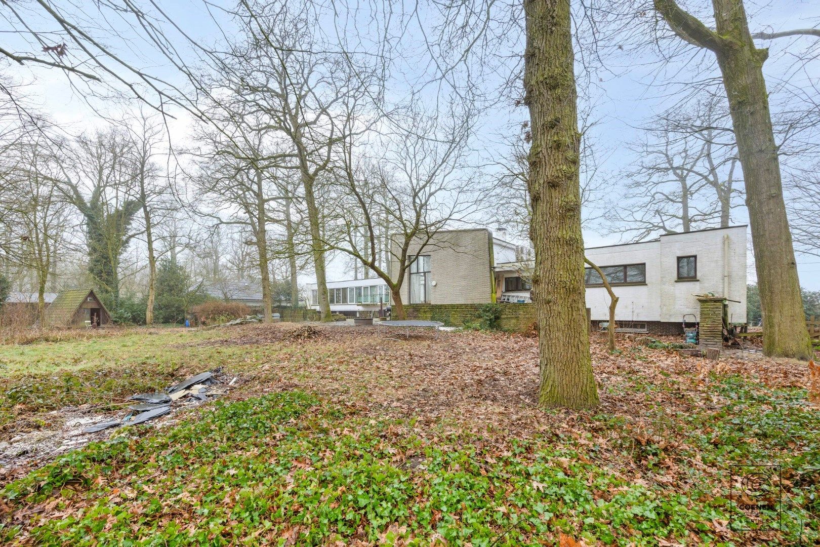 Verder te renoveren villa met een bew opp van 400m² op 5500m² grond op een schitterende ligging te Oud-Turnhout. foto 45