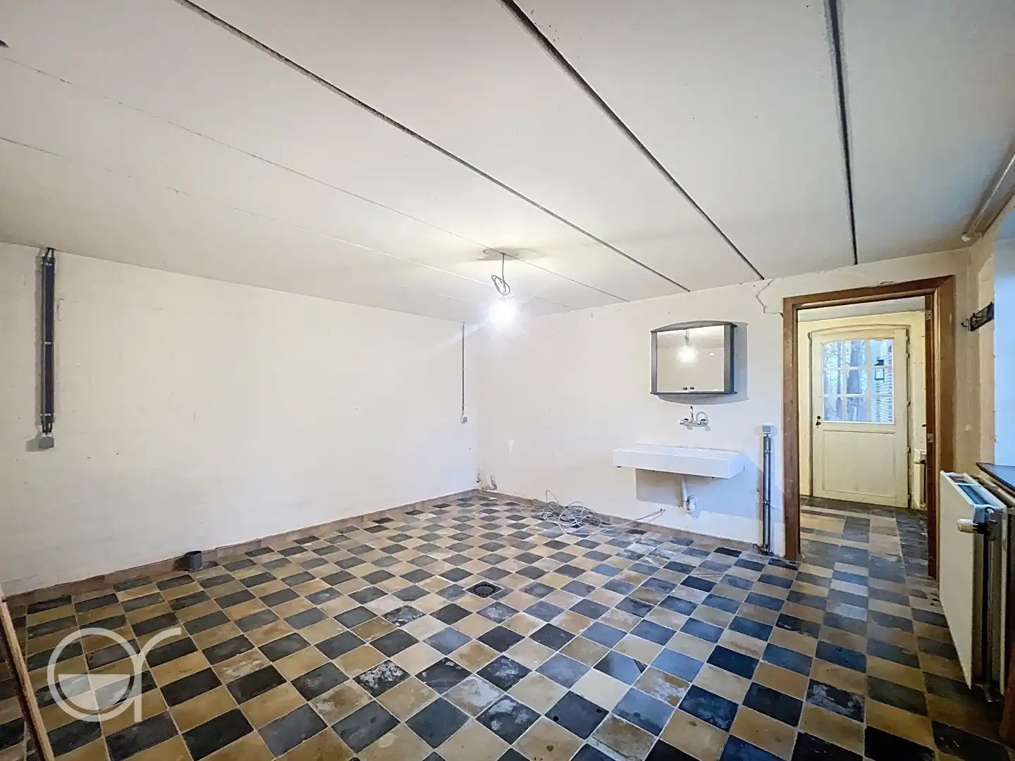 Mooie hoeve met bijgebouwen en zicht op kasteel foto 28