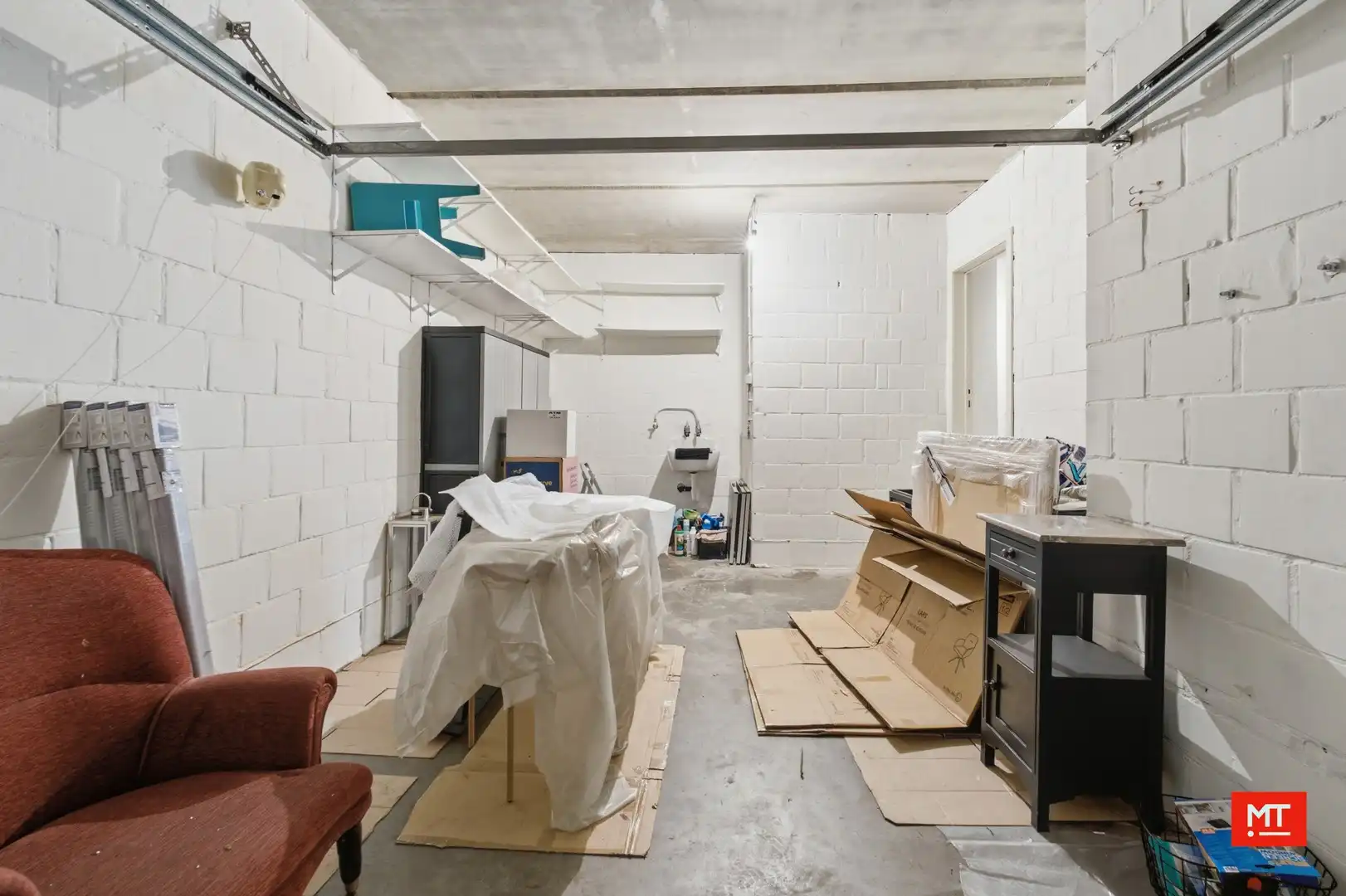 Gelijkvloers twee-slaapkamerappartement met garage te koop in het centrum van Langemark foto 15