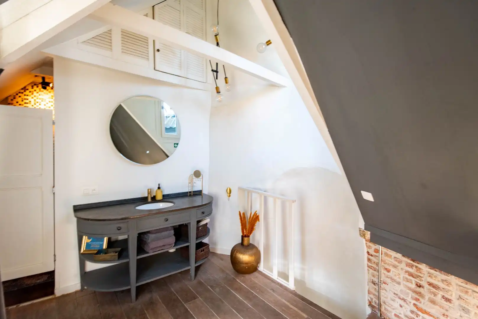 Uniek en gemeubeld huisje in het hart van de stad foto 13