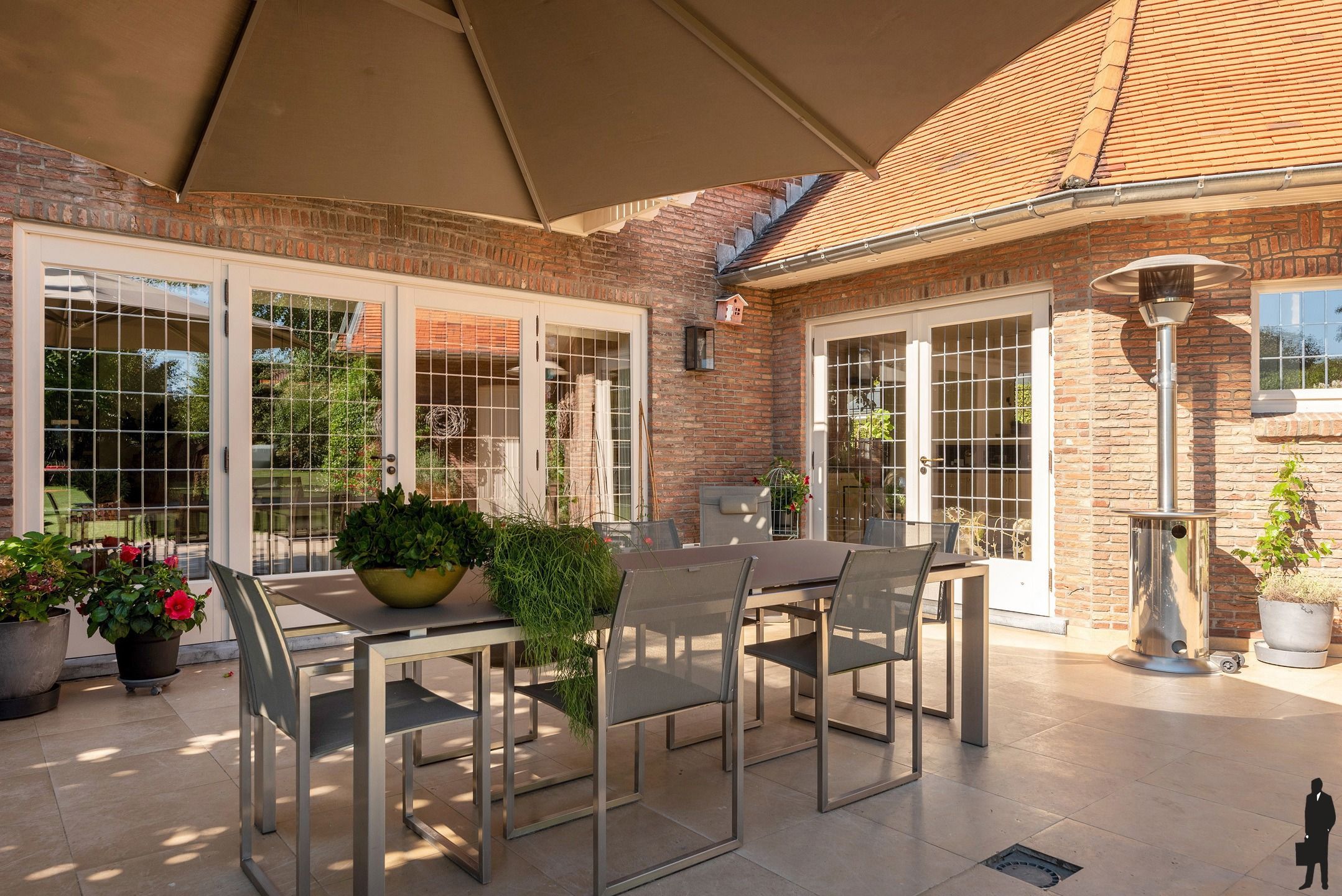 Karaktervilla op 1.560m² in hartje Oud-Turnhout  foto 24