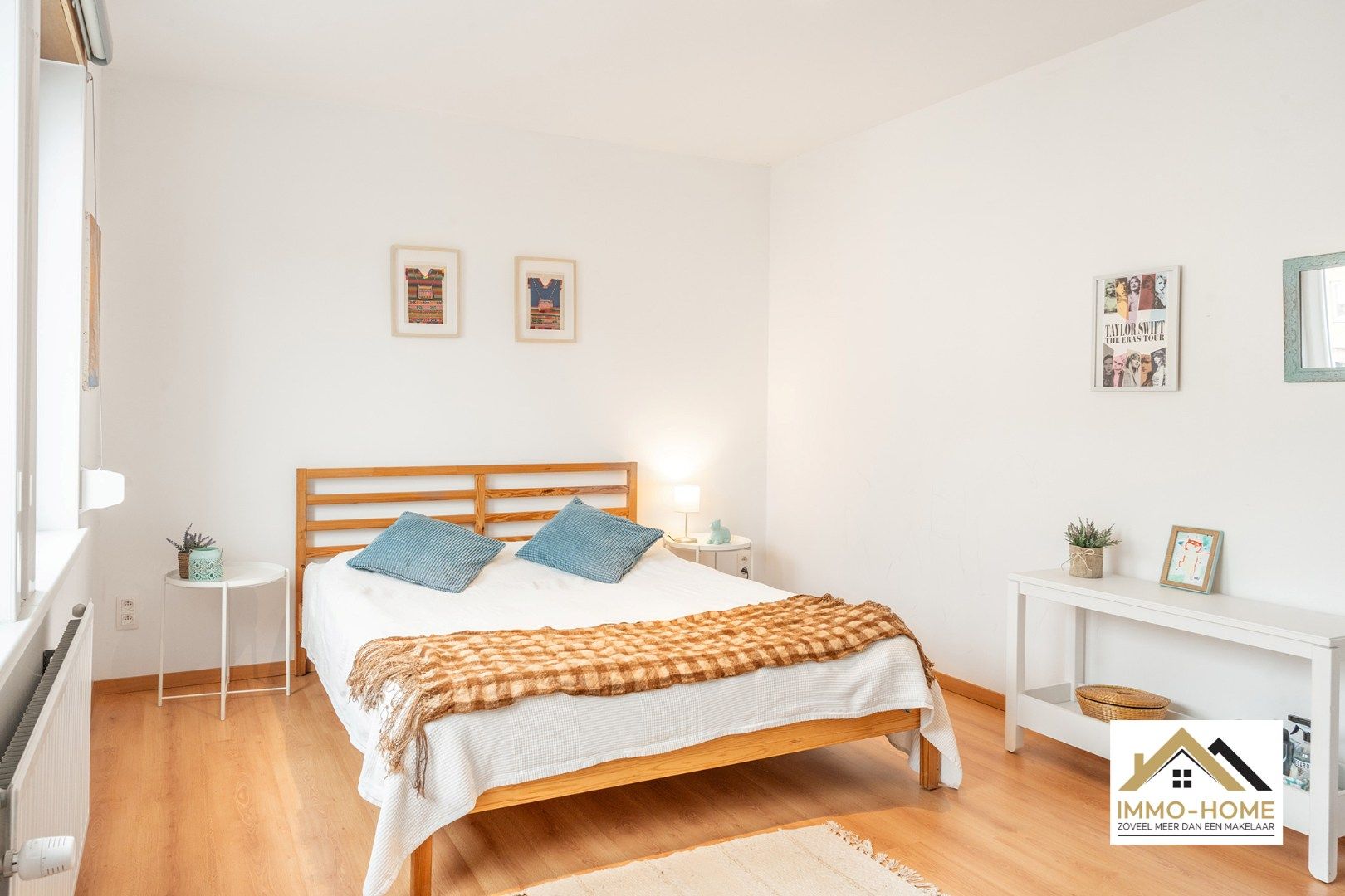 Lichtrijke halfopen bebouwing op toplocatie foto 19