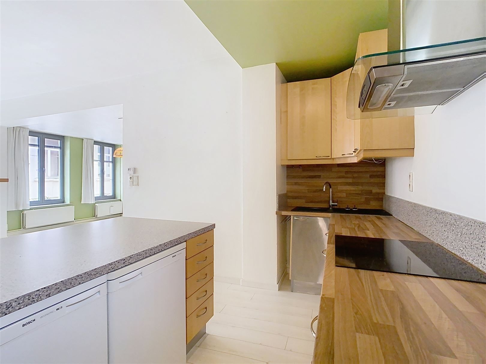 Stadswoning, 1 slpk en terras + optie handel foto 14