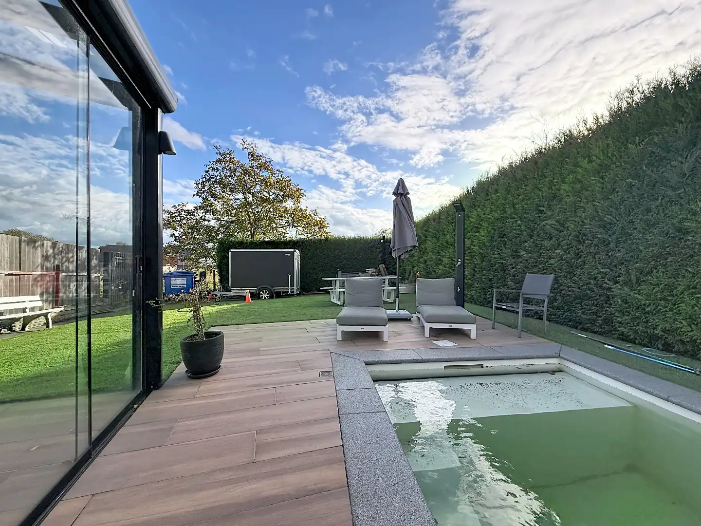 Lichtrijke woning met zwembad op rustige locatie! foto 23