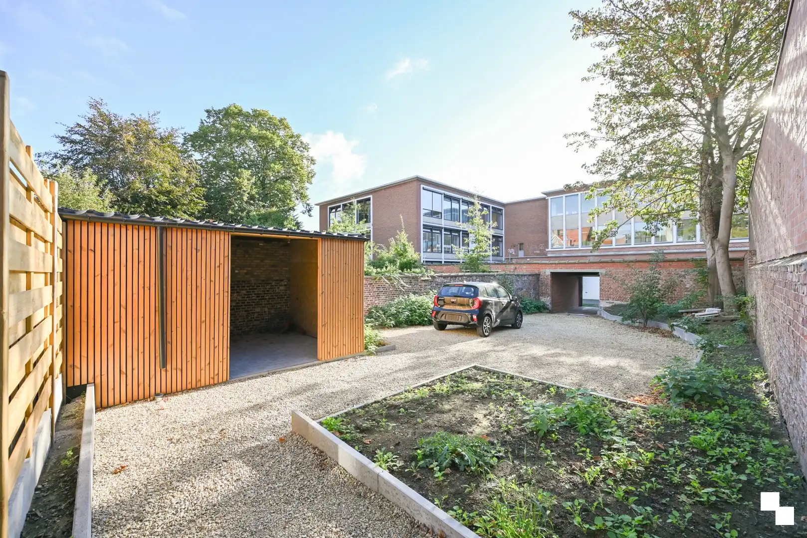 Luxueus appartement met ruim terras in hartje Izegem foto 12