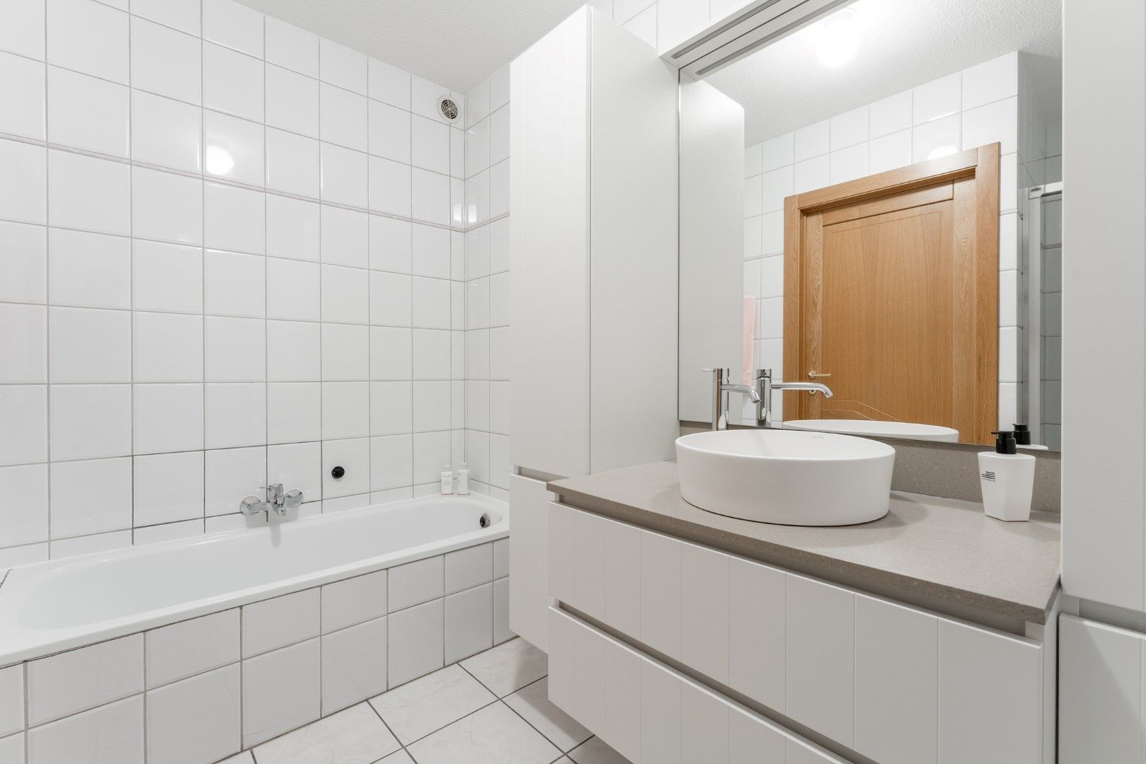Prachtig onderhouden, gelijkvloers appartement met onderhoudsvriendelijke privétuin en EPC-label A te koop! foto 16