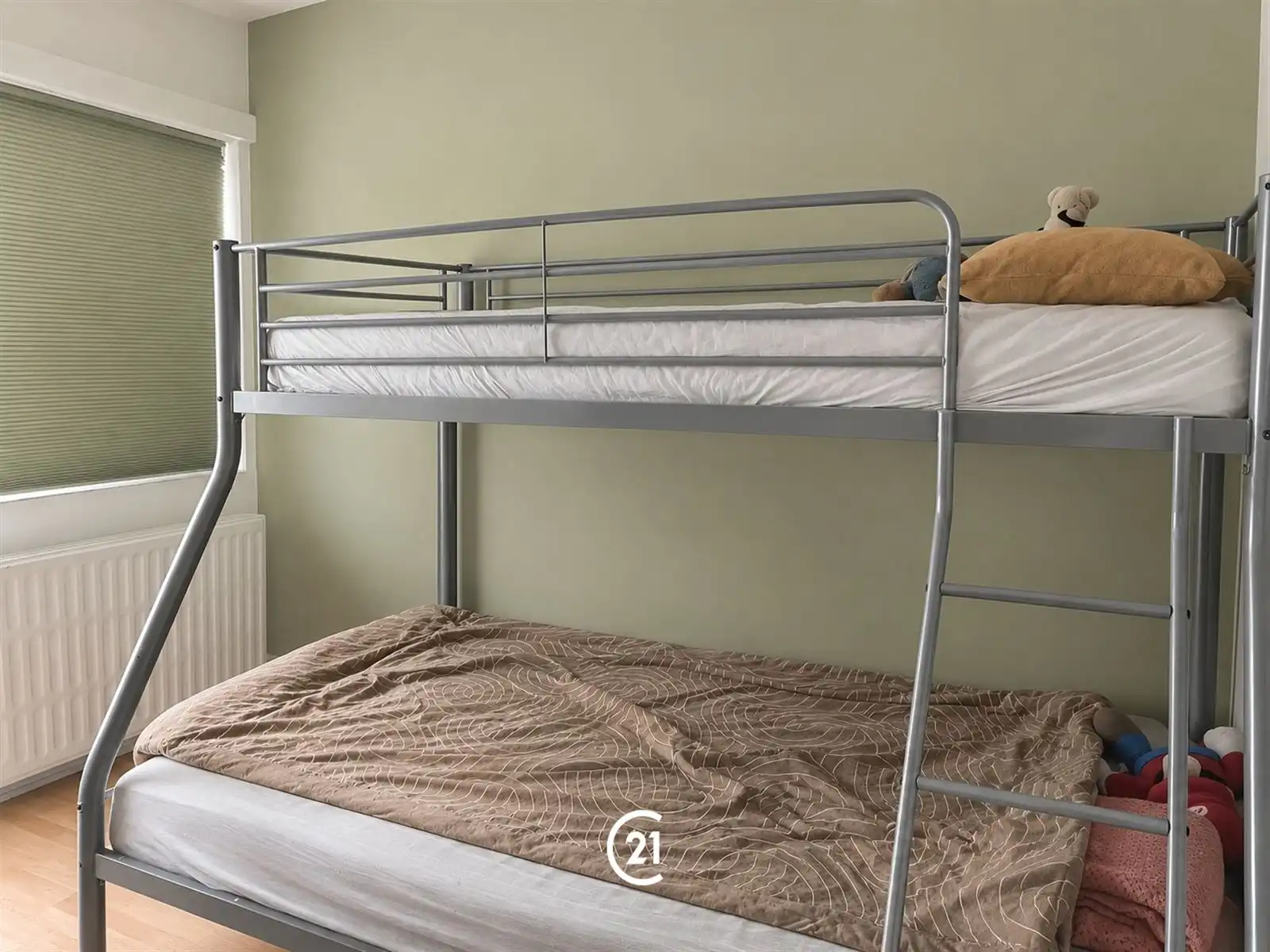 Lichtrijk appartement van 75 m² met balkon en kelder – Topligging in Jette foto 9