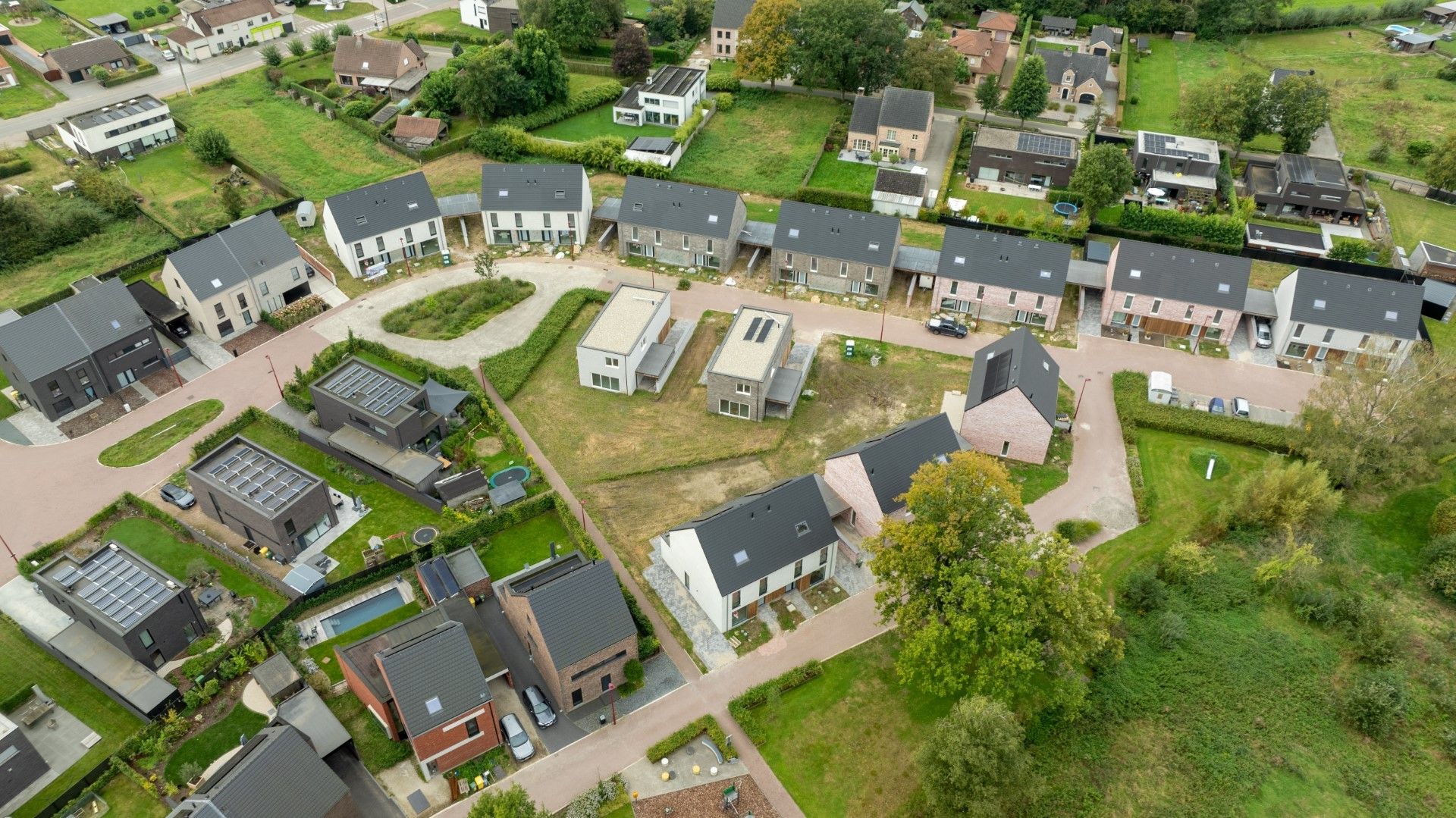 Energiezuinige halfopen bebouwing met 3 slpk’s en zongerichte tuin			 foto 8