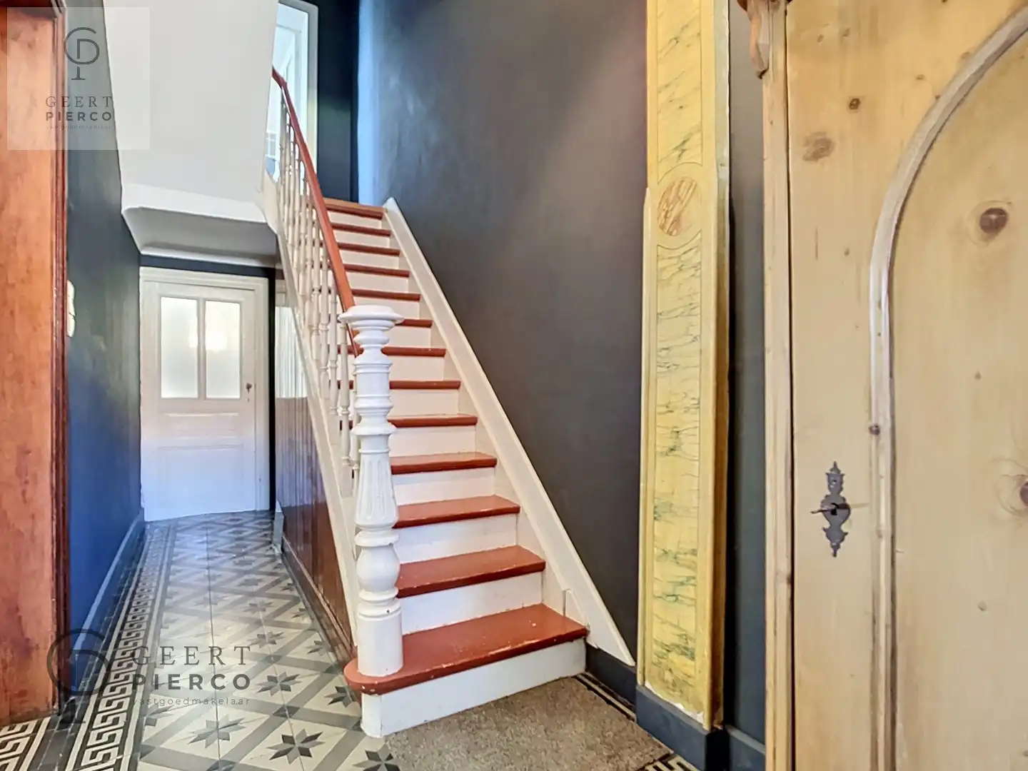 Charmewoning met dorpsgezicht foto 13