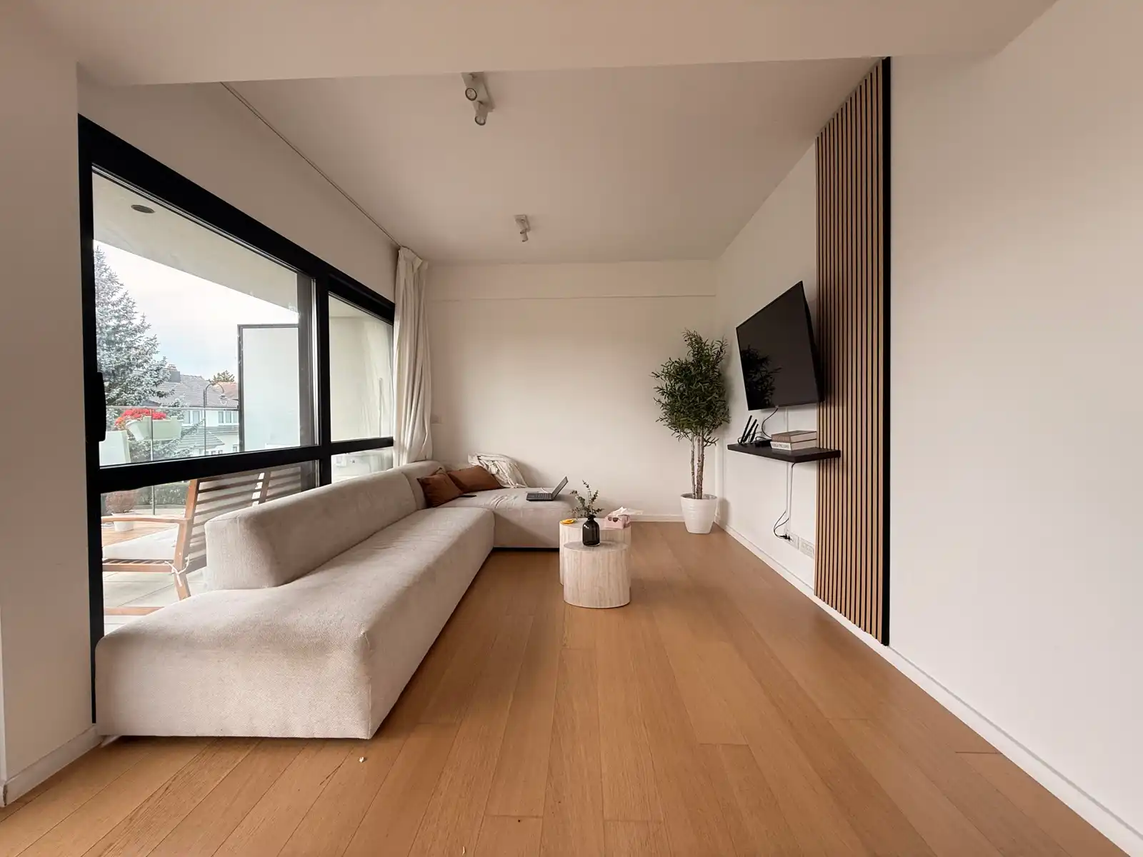 Zeer knap appartement op topligging foto 5