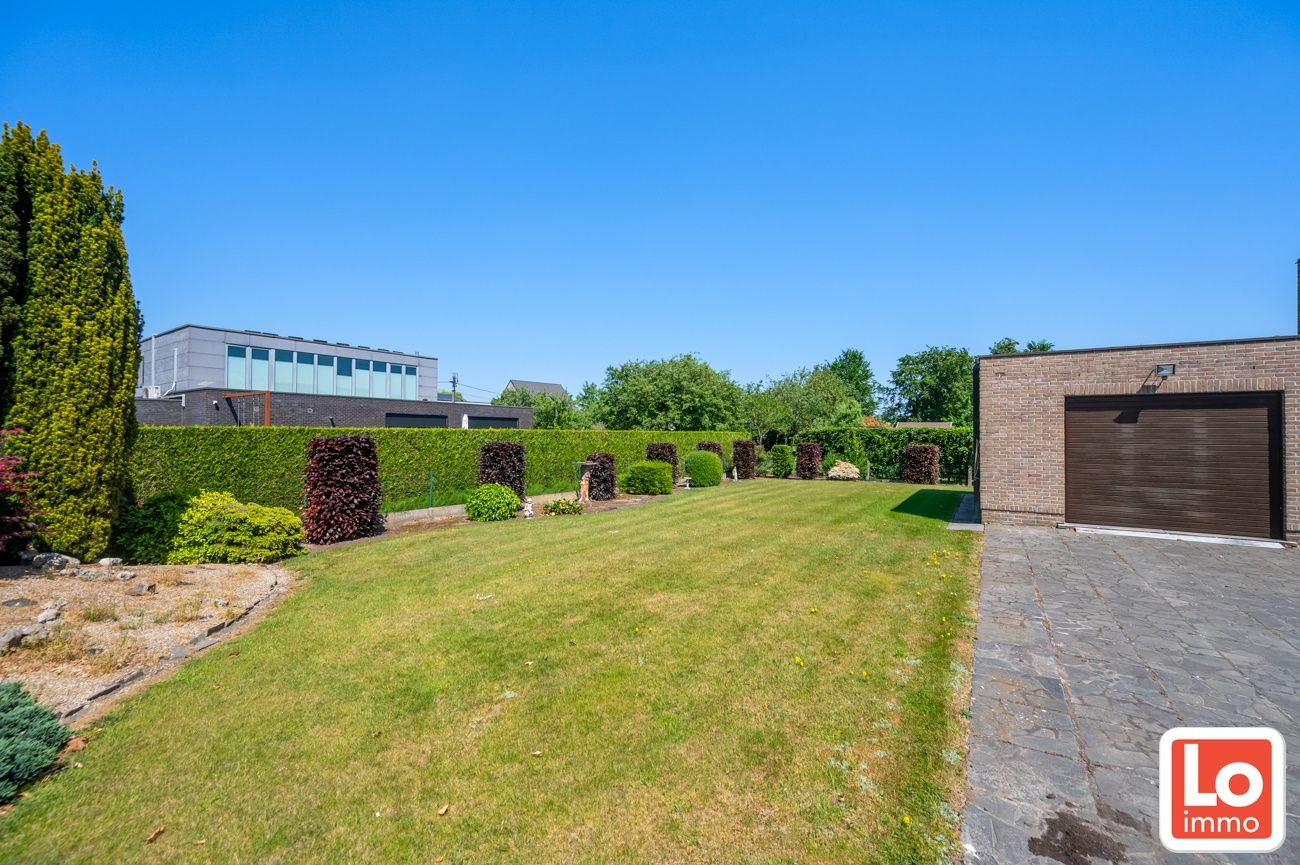 Mooie grote villa met 3 à 4 slaapkamers op een totaal van 1120m² foto 20