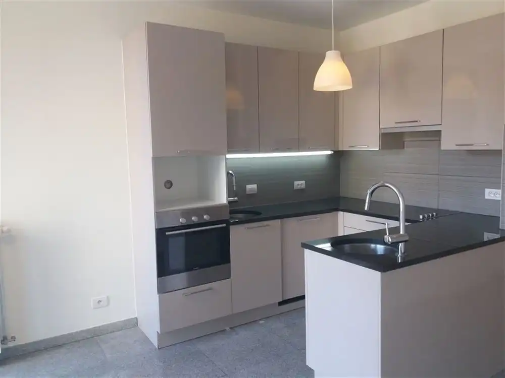 Ruim appartement met terras foto 7