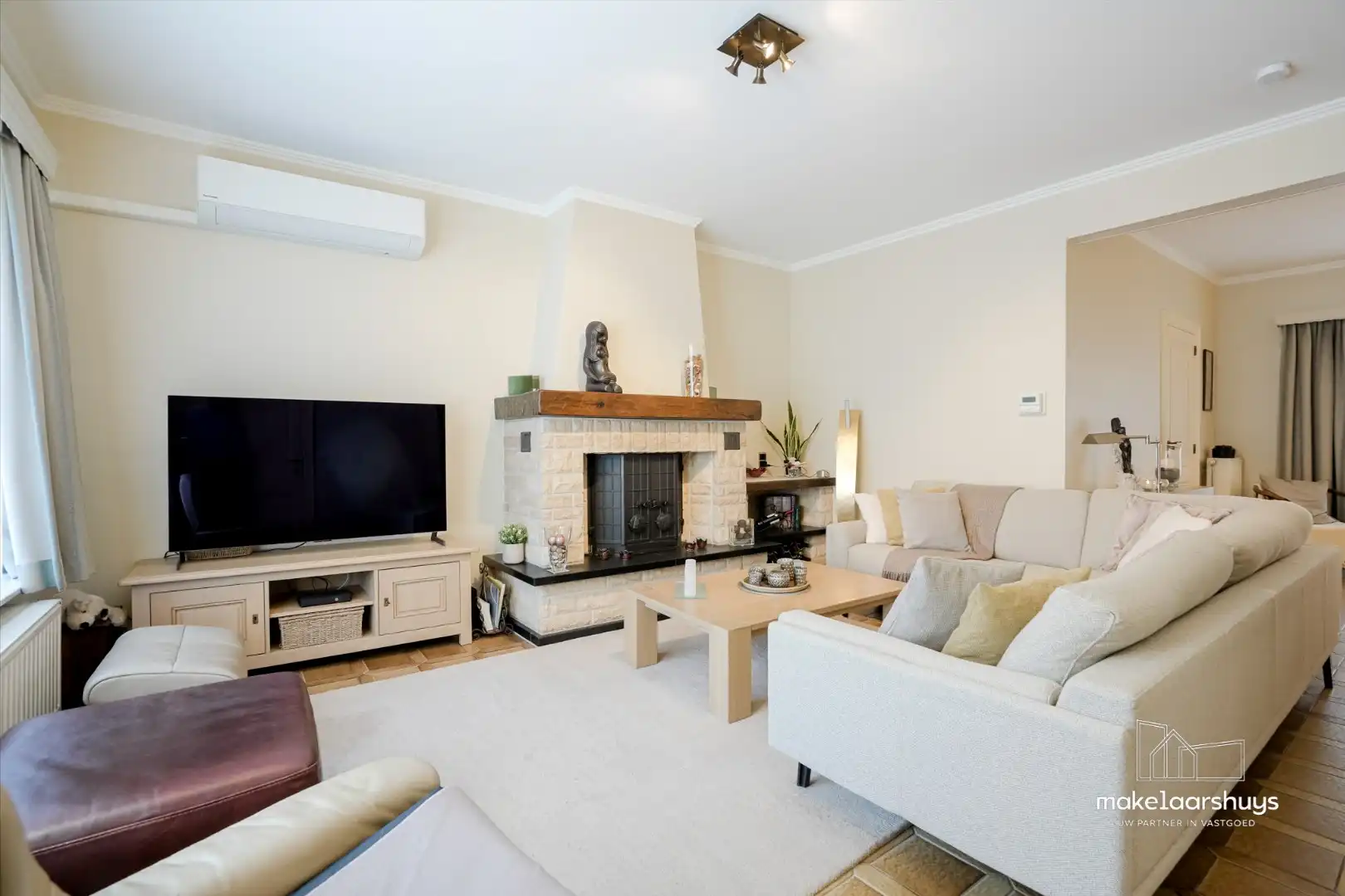 Ruime Hob met 4 slp. en tuin nabij de Bourgoyen  foto 2