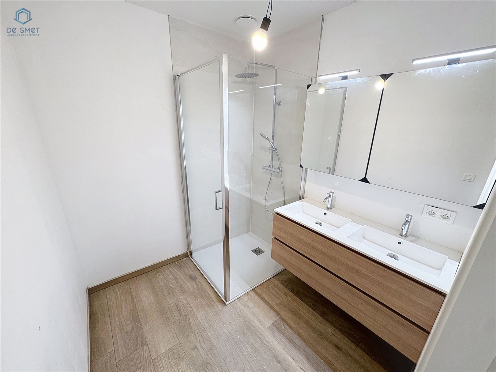 Stijlvol nieuwbouwappartement op de 1ste verdieping met 2 terrassen & 2 slaapkamers centrum Zandbergen foto 8