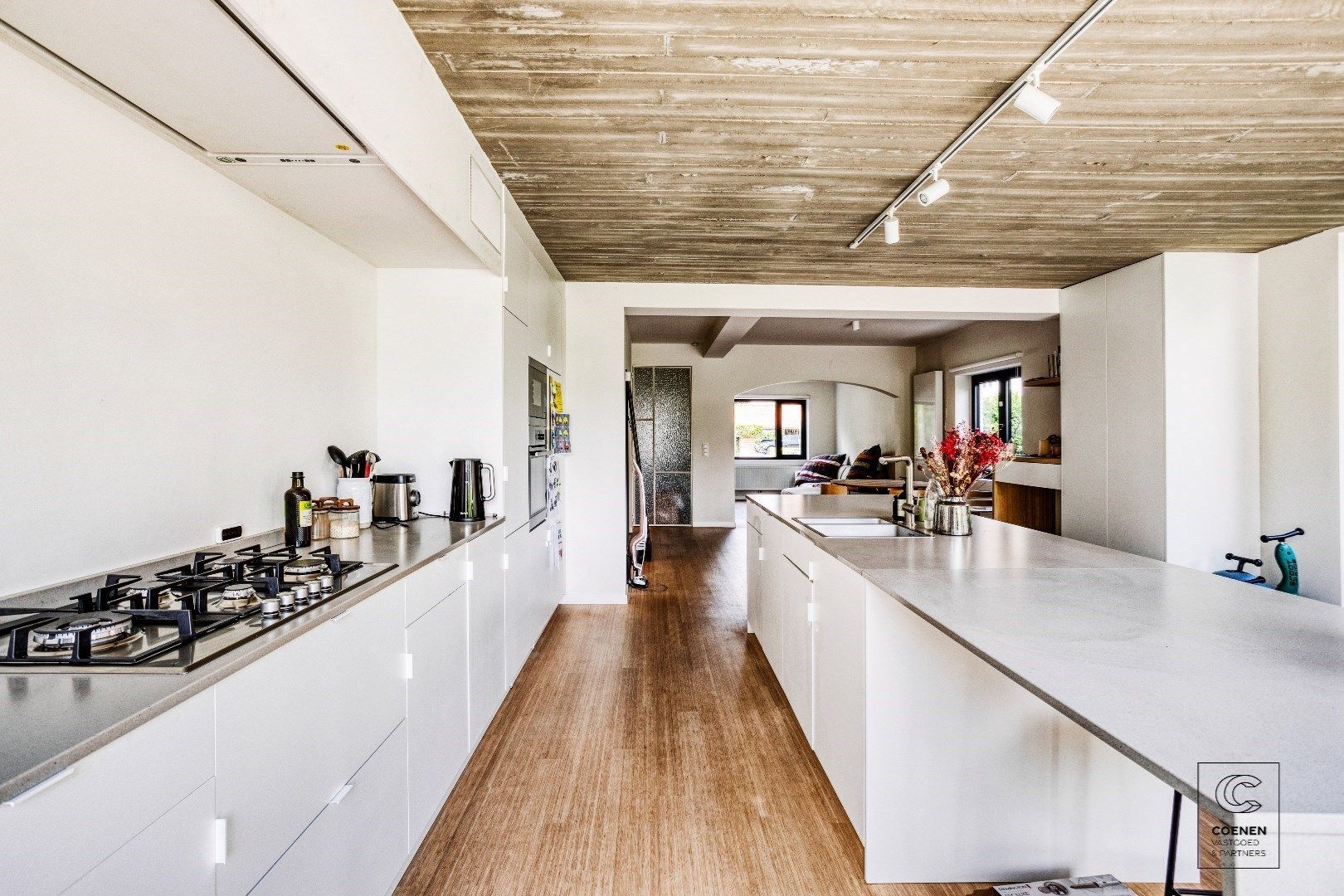 Prachtig gerenoveerde woning met 3 slaapkamers op een TOPlocatie te Schilde! foto 6