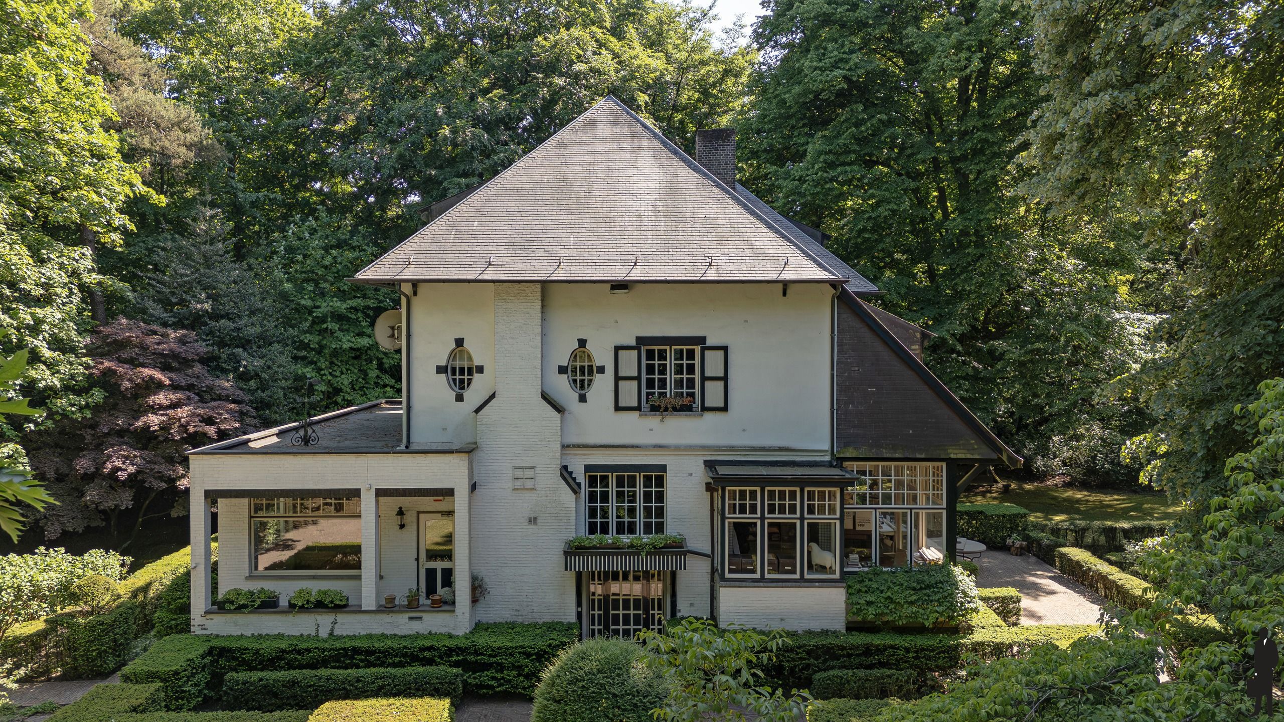 Uiterst charmante villa op een rustige en groene locatie met volledige privacy! foto 38