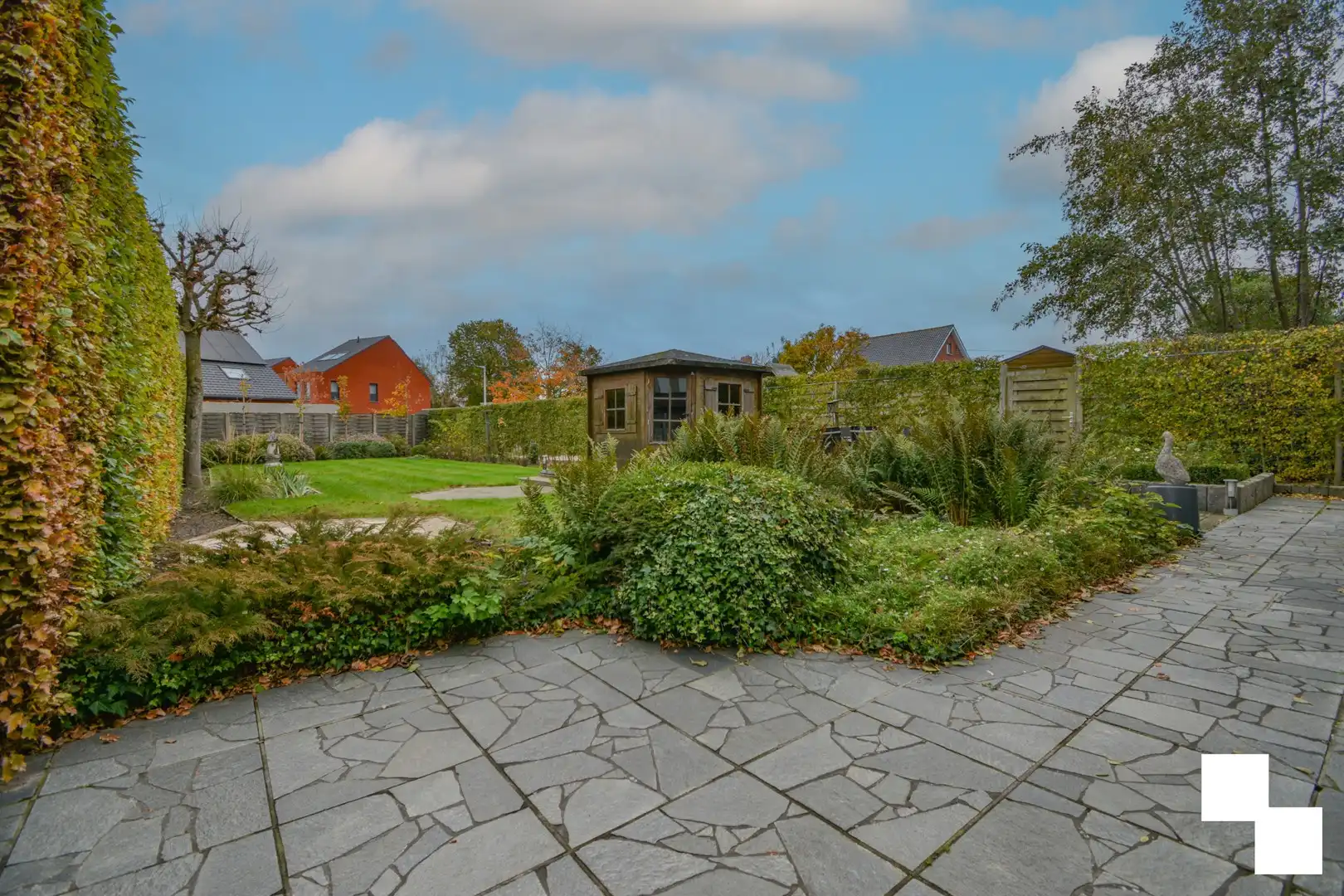 Verrassend ruime HOB met praktijk te Sint-Henricus foto 16