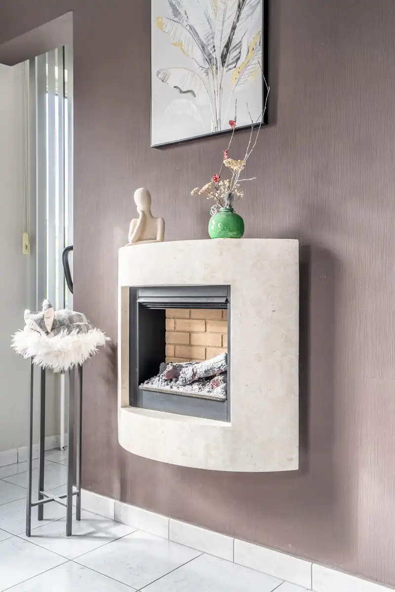 Ruim appartement met terras en dubbele garage! foto 4