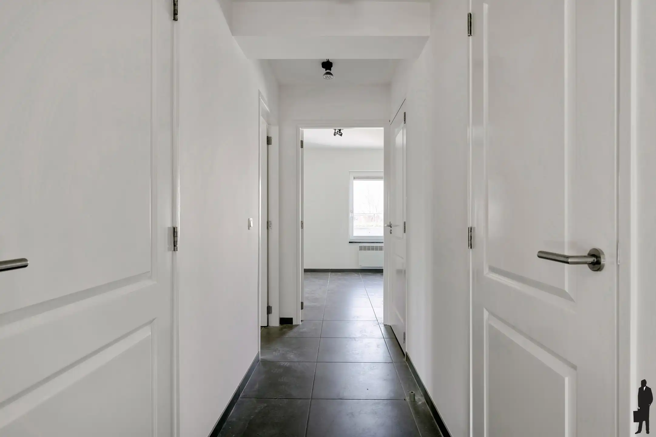 Instapklaar 2 slpk. appartement te Wuustwezel foto 5