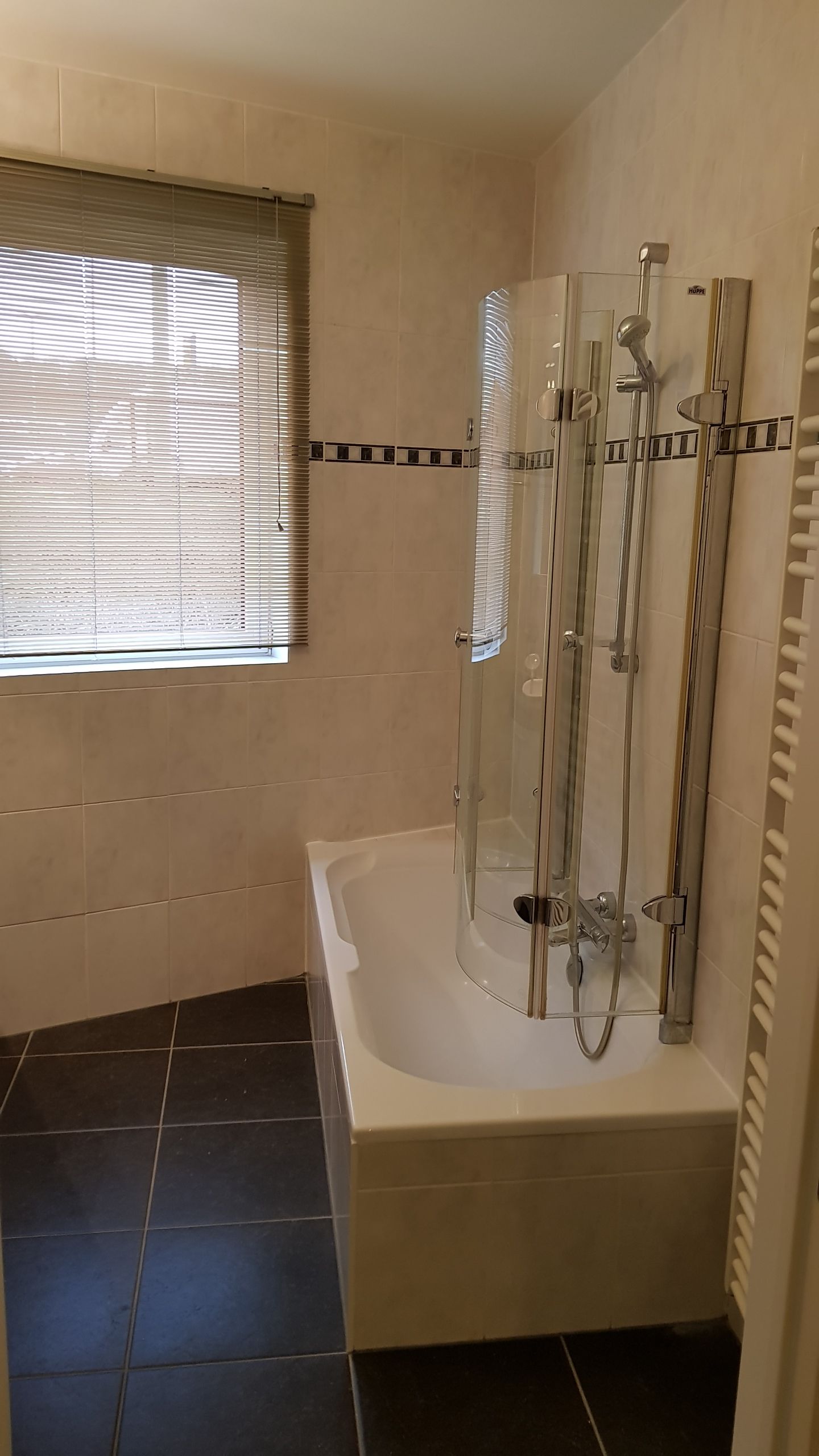 Modern gelijkvloers appartement te huur in Leuven foto 8