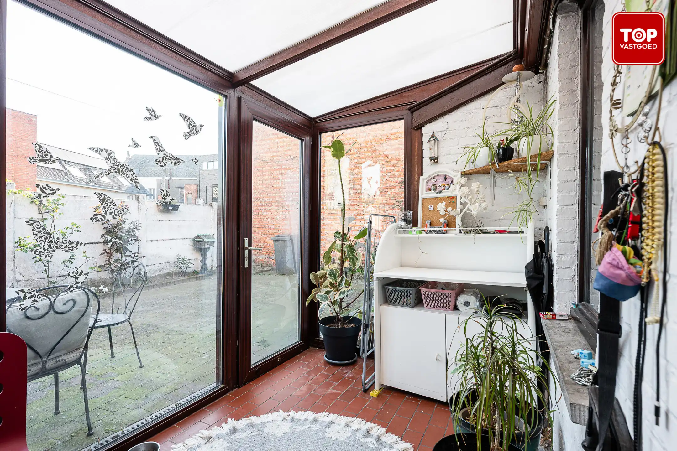 Op te frissen HOB met 2 slaapkamers en tuin foto 23