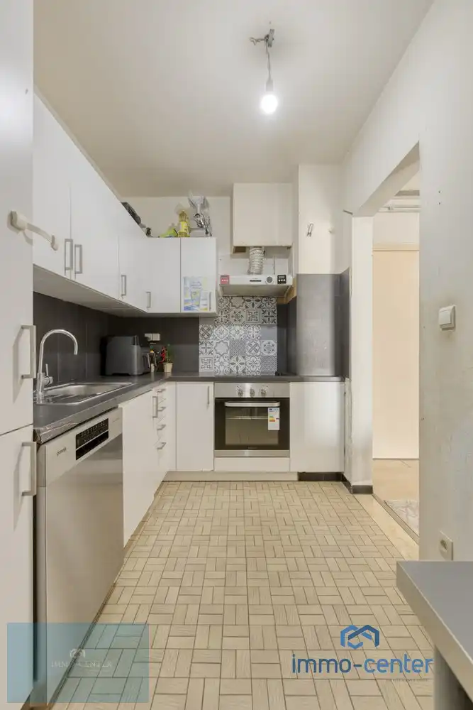 Ruim appartement met 3 slaapkamers, balkon en garage in Heusden-Centrum foto 6