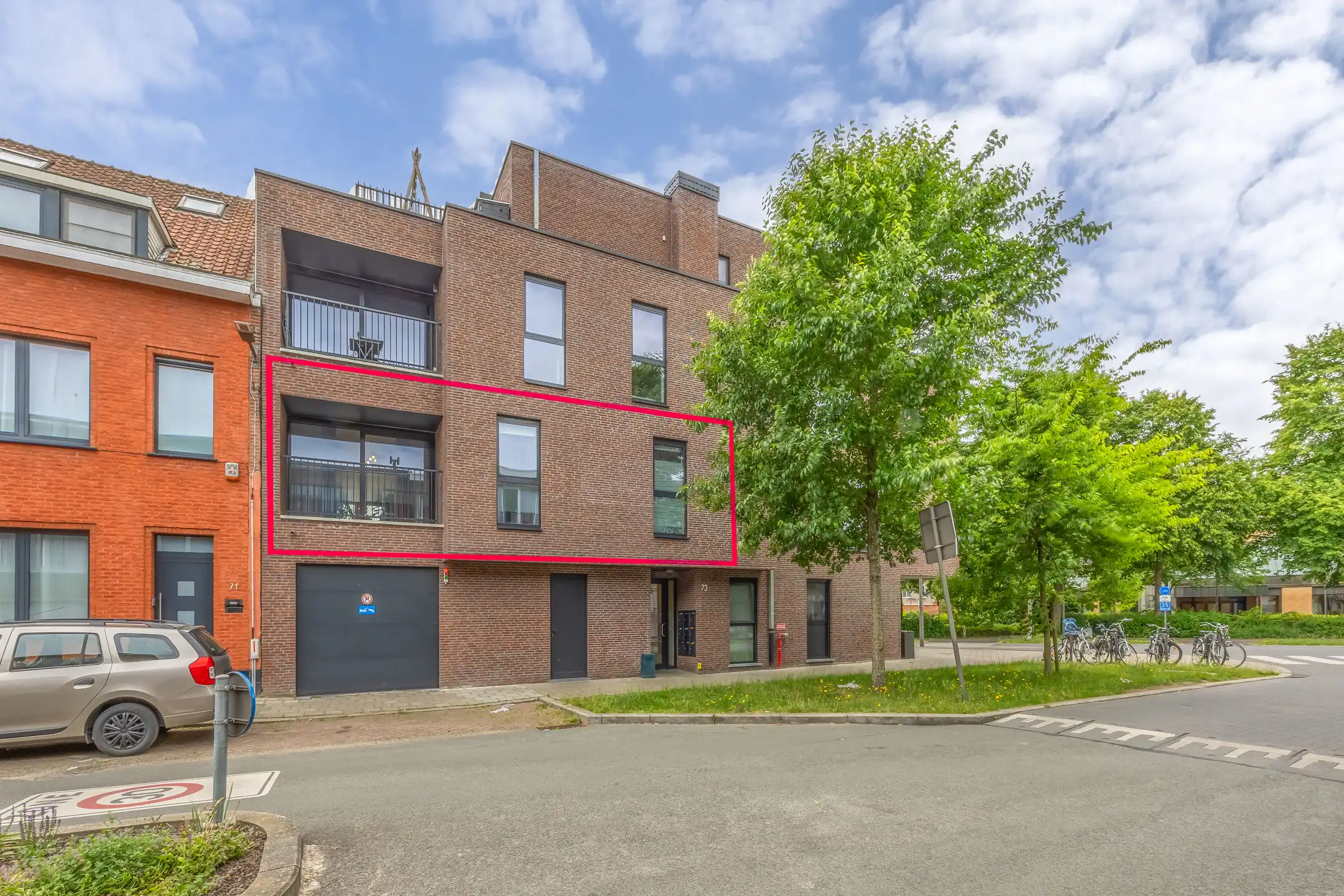 Instapklaar en prachtig gelegen appartement op een toplocatie in Deurne foto 7