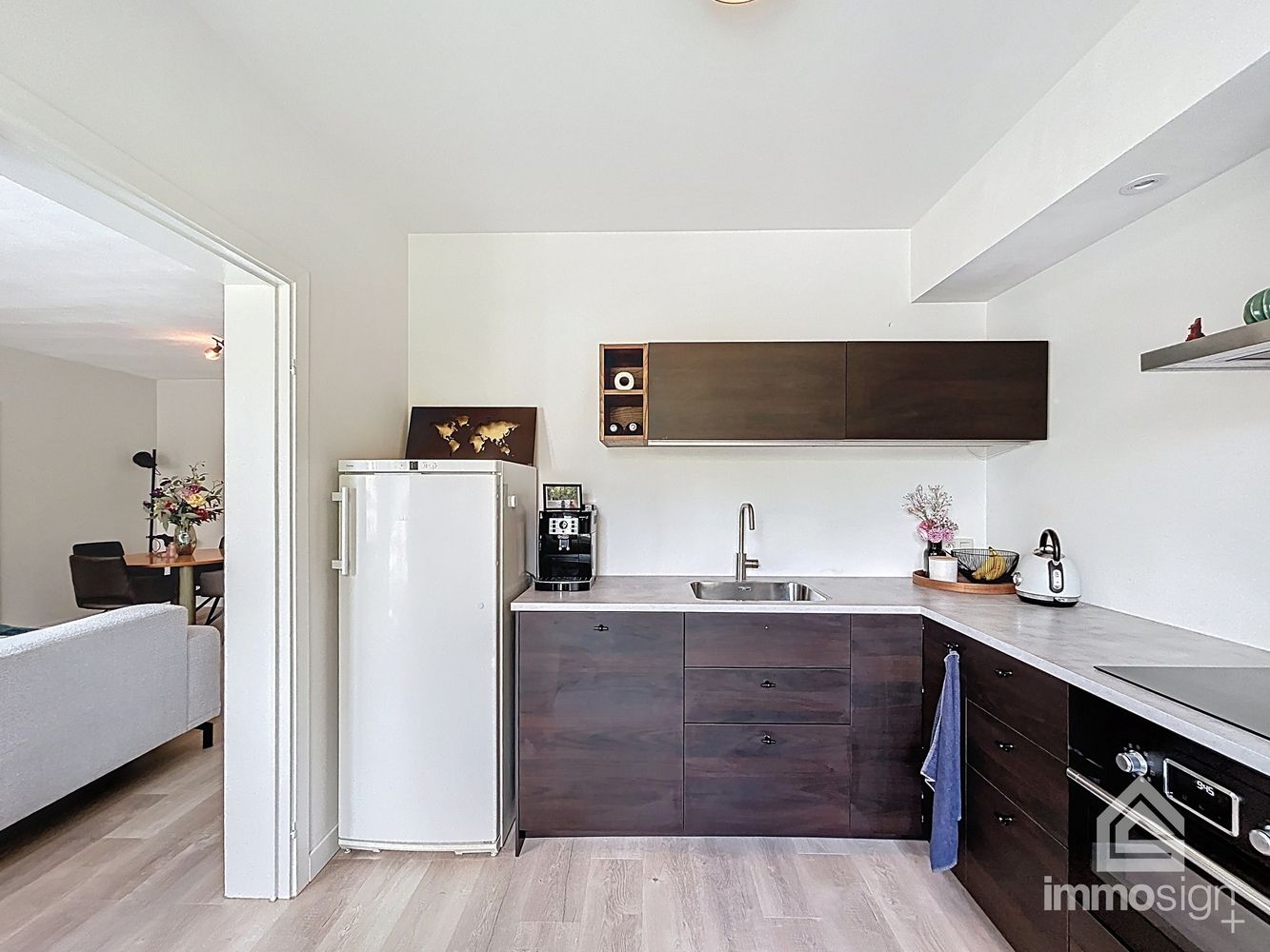 Instapklaar appartement met vernieuwd interieur, 3 slaapkamers en garage in hartje Hamont foto 11