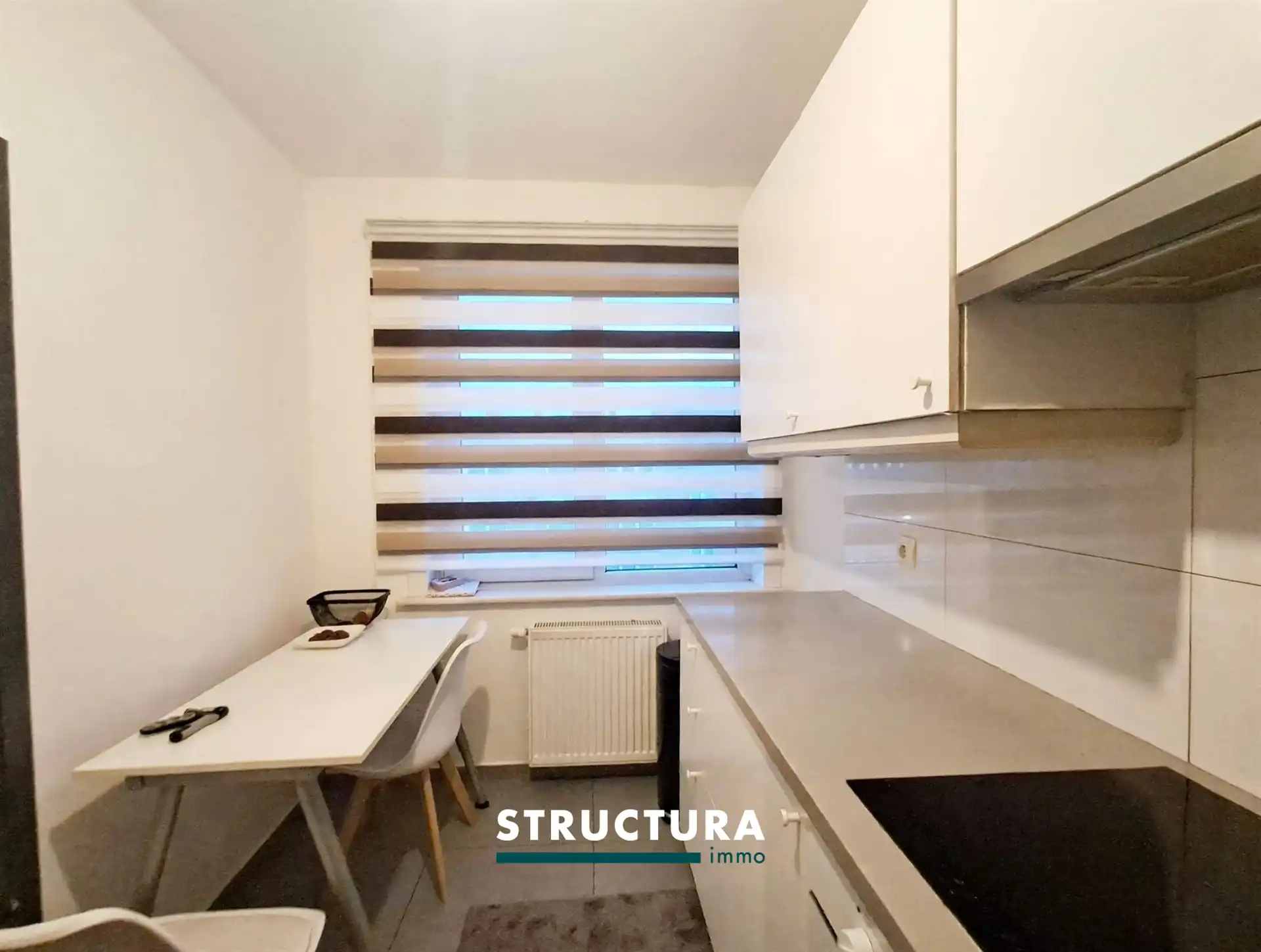 Gerenoveerd appartement in centrum Strombeek-Bever foto 5