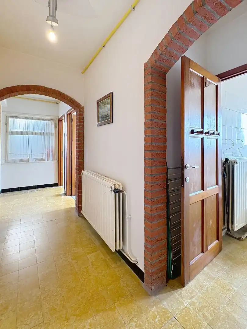 Te renoveren appartement met frontaal zeezicht - garage mogelijk foto 17