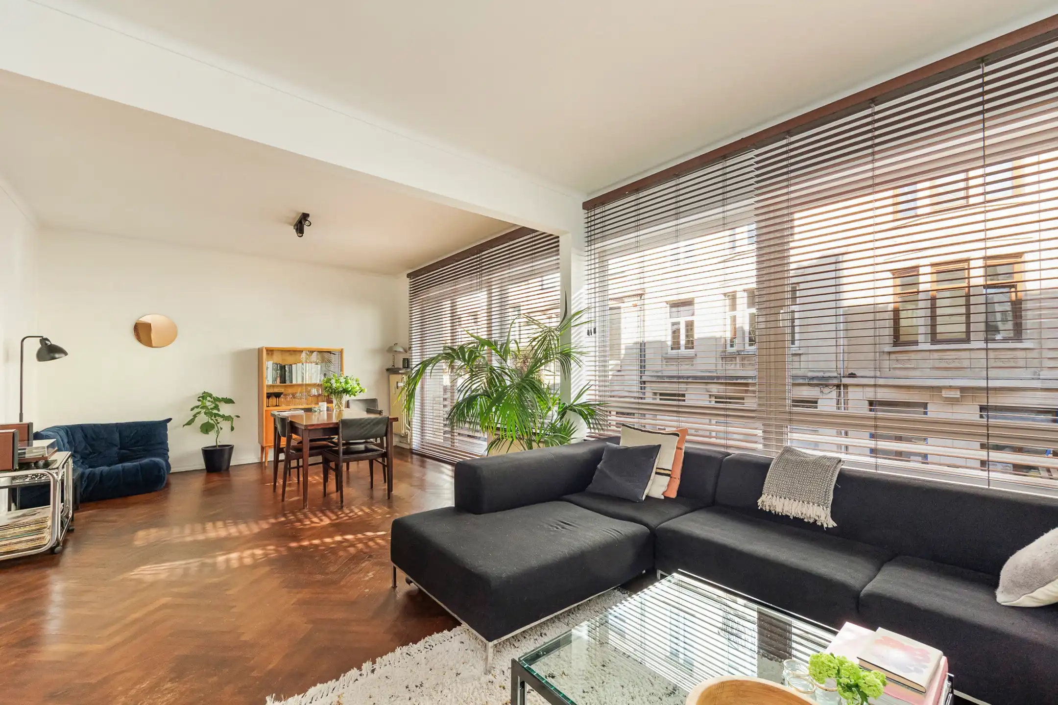 Ruim appartement met tuinzicht op toplocatie in 2018  foto {{pictureIndex}}