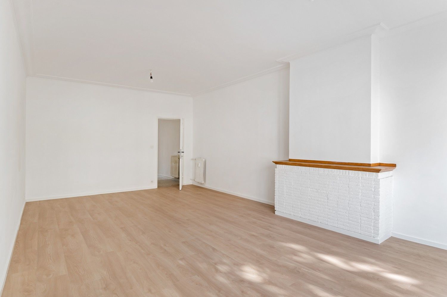 Licht en ruimte in het hart van Antwerpen – 1 slaapkamer appartement foto 2