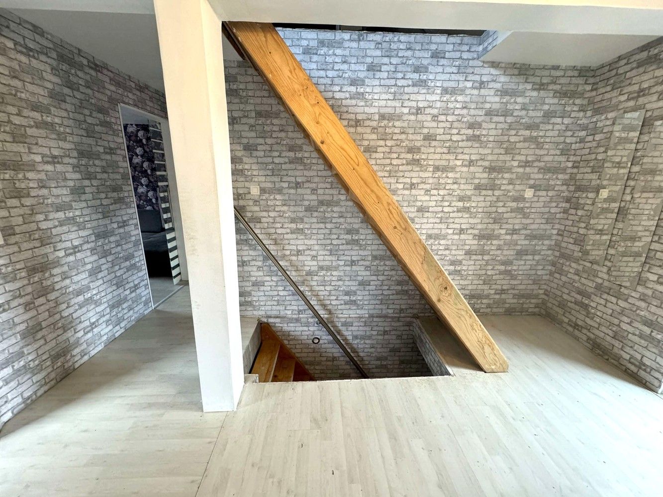 Instapklaar hoekpand met 3 slaapkamers en tuintje in Leuven foto 14