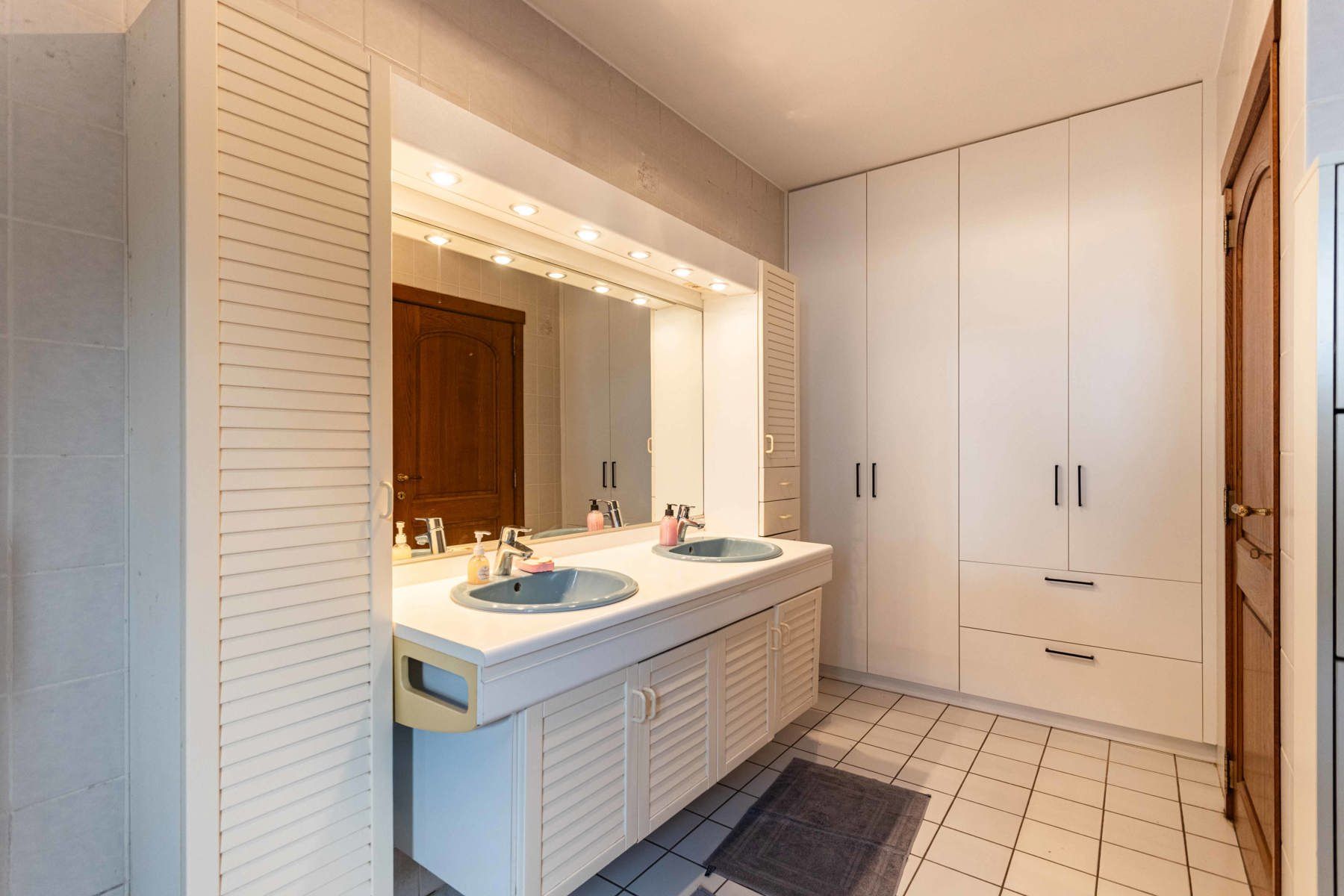 Ruime open bebouwing op rustige locatie foto 13